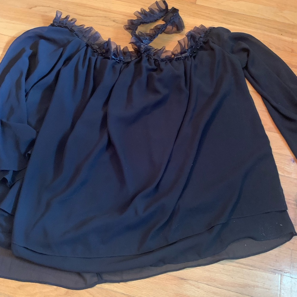 Black plus size top